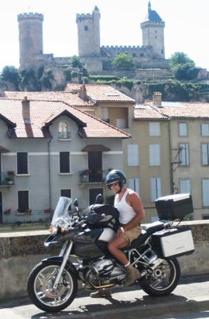 http://www.cs.ust.hk/faculty/dimitris/Bike/foix.jpg